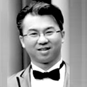 Photograph of Lewis Lo, Software Architect at ProjectManager.com