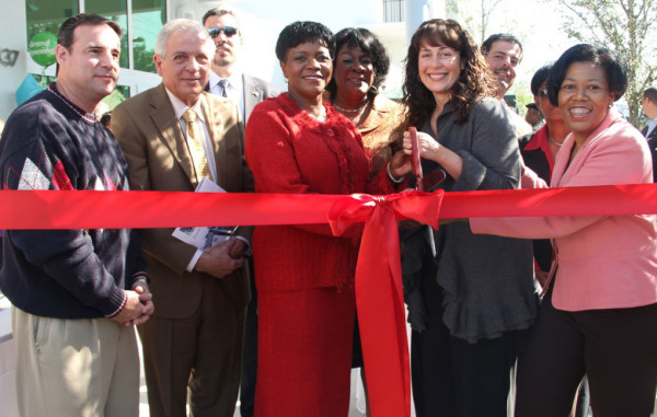 Parkview_Ribbon_Cutting,_10-30-12