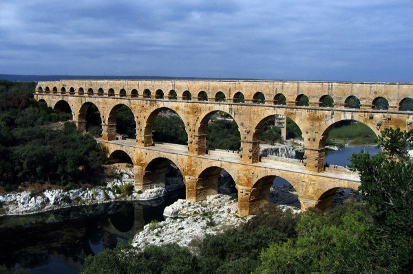Pont_du_Gard_Oct_2007_2